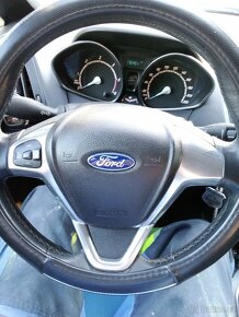prodam Ford B MAX,r.v.2014 SLEVA - 10