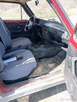 Lada Niva 1.7 - 10