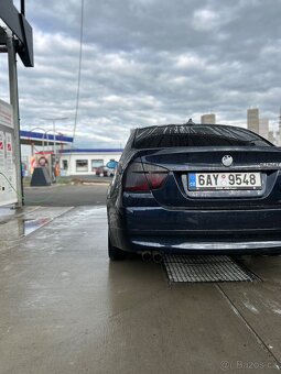 BMW e90 325i 160kw - 10