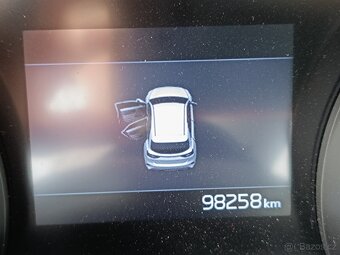 Prodám Kia Ceed 1,4 benzín - 10