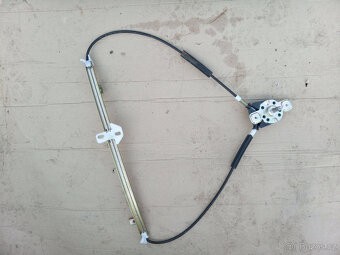 Náhradní díly z rozebraných VW Golf mk2 - 10