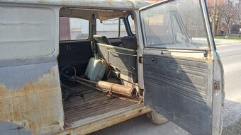 Škoda 1203 zo šiltom - 10