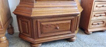 Rustikální vitrína, masív, Nábytek s příběhem - 10