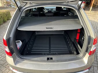 Škoda Octavia Scout, 2.0 TDI, rok 2017, DSG automat - 10