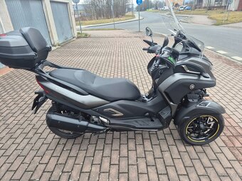 Yamaha Tricity 300 - 10