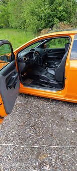 Ford Focus ST - 10