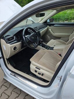 ŠKODA SUPERB STYLE 2.0 TDI COMBI/DSG/ DPH/ WEBASTO/ ALCANTRA - 10