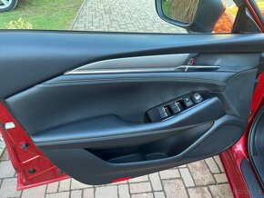 Mazda 6 2.2D ACC HUD LED 360 Kamera Automat Tažné - 10
