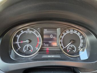 Škoda Rapid, Style 1.0 TSI 81kW - 10
