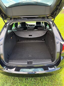 Opel Astra sports touer 1.5 cdti - 10