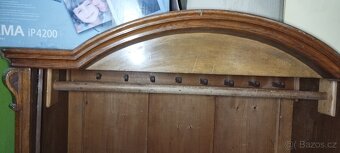 Jednodveřová skříň dýhovaná ořechem, třešeň 2ks - 10