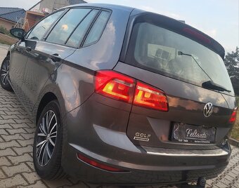 Volkswagen Golf Sportwan benzín - 10