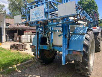 Tažený postřikovač Křemže 3000L - 10