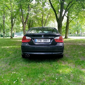 BMW 325d sedan 2008 manuál 145 kW - 10