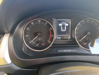 Škoda Rapid - 10