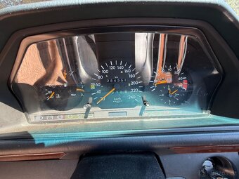 Mercedes Benz 300CE manuál - 10
