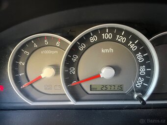 Kia Sorento - 10