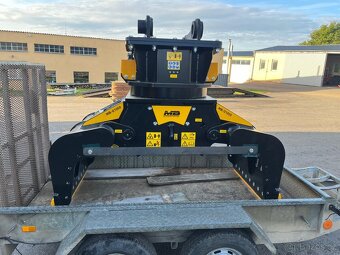 Sortýrovací drapák MB CRUSHER - 10