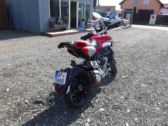MV Agusta Stradale 800 - 10