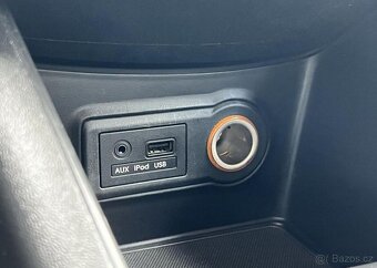 Kia Venga 1.6CVVT KAMERA KLIMA ALU manuál 92 kw - 10