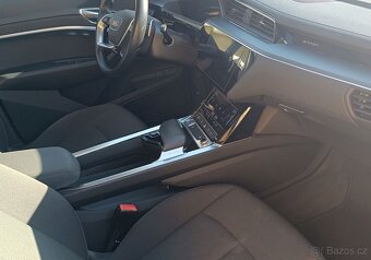 Audi e-tron 55 Quattro 300 kW 11/2019 tažné +DPH - 10