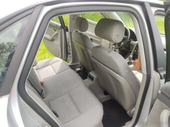 Audi A4 B7 1,9TDI klimatronic, nové rozvody a olej - 10