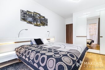 Prodej bytu 3+kk se 2 balkony a krásným výhledem, 94 m², Ber - 10
