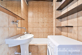Pronájem bytu 2+kk, Koutného, Líšeň,  16 400 Kč/měs, 40 m2 - 10