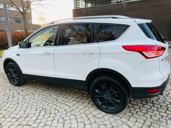 Ford Kuga 2.0TDCi 4x4 AUT 120KW VÝHŘEV KAMERA LED SERVISKA - 10