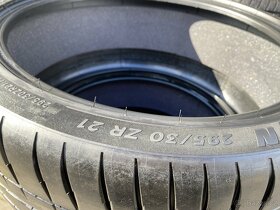 265/35 ZR21 a 295/30 ZR21 Michelin Pilot Sport 4 S T2 - 10