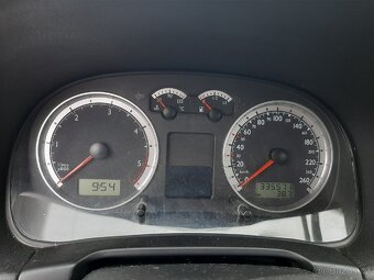Vw Bora 1,9 tdi 85kw 4x4 - 10