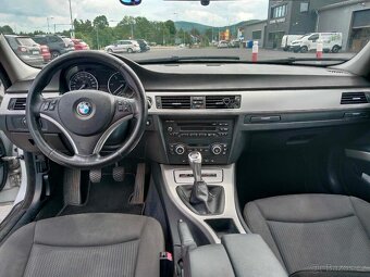 BMW 320D xDrive - 10