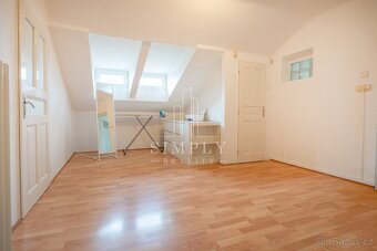 Prodej vily 500m2, pozemek 2048 m2, ulice Legií, Říčany - 10