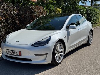 Tesla 3 Long Range Dual Motor, 3/2020, 350kW (476 koní) - 10