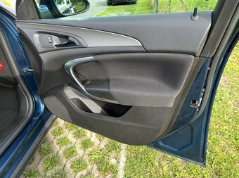Opel insignia 2.0 CDTI. FACELIFT 2014 - 10