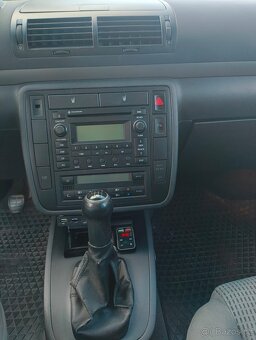 Volkswagen Sharan 1.8 T 20V Turbo - Nové STK - 10