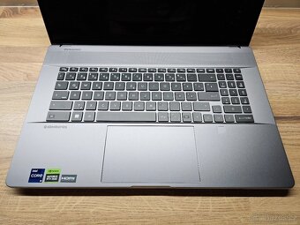 17" 165HZ DOTYKOVÝ_MSI CREATOR Z17HX_i9_64GB_RTX 4070 8GB - 10