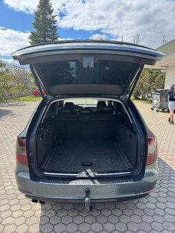 Škoda Superb 2.0 TDI - 125 kw DSG - 10
