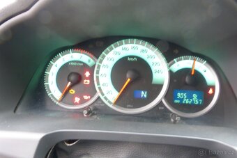 Toyota Corola Verso 1.8i 16v automat 7 míst - 10