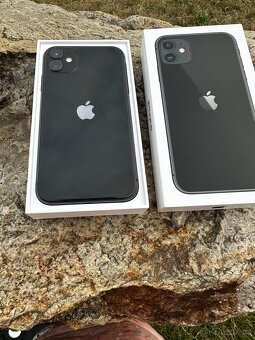 iPhone 11 64GB Black - 10