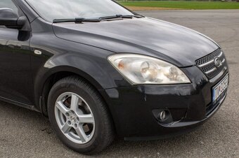 Kia Ceed 1.4 / 77kW / M5 / 2009 - 10