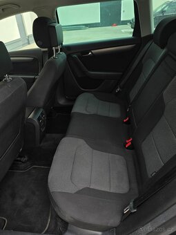 Volkswagen Passat B7 2.0 TDI - 10