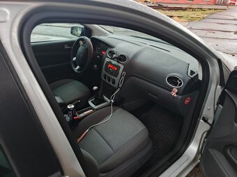 FORD Focus MK2Kombi - 10