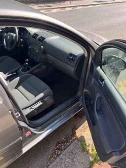 Volkswagen Golf 5, 1.6 benzin - 10