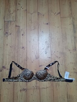 Dámské braletky, podprsenky, korzety -  5 FOTEK - 10