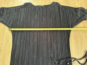 Nové černé šaty Infinite - 10