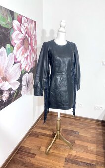 Kožené šaty v Boho stylu 100 % kůže NASTY GAL PC 10.700 - 10