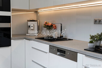 Prodej bytu 3+KK (71m²), Ostrava-Poruba, ulice Sokolovská - 10