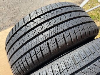 Celoroční pneu 205/40/17 Vredestein Quatrac Pro - 10