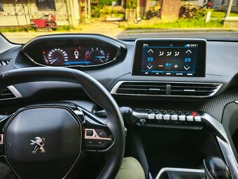 Peugeot 3008 - 10